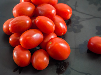Plump Grape Tomatoes