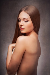 Obraz premium beautiful woman with naked back portrait
