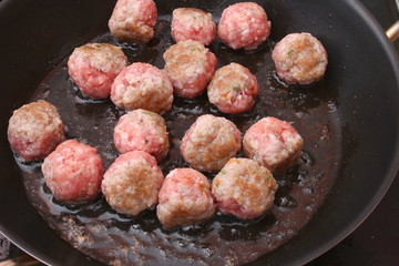 Fleischkl&ouml;schen