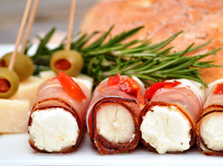 Schinkenröllchen mit Frischkäse