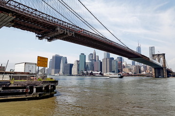 Fototapeta na wymiar Brooklyn Bridge, New York City