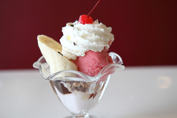 strawberry icecream