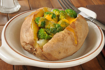 Baked potato with broccoli and cheese