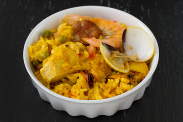 rice with chicken and seafood