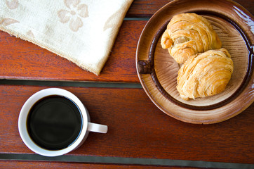 curry puff and black coffee