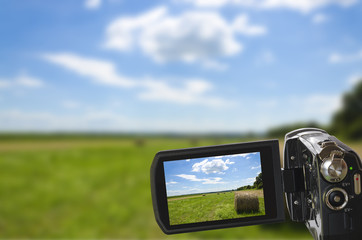 Fototapeta premium seeing nature through camera