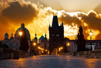 Poster zonsopgang boven Praag - kijk vanaf de Karelsbrug (Karluv) © Igor Dmitriev