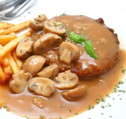Jägerschnitzel