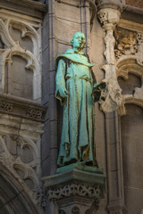 Fototapeta na wymiar brussels grand place old statue on the broodhuis