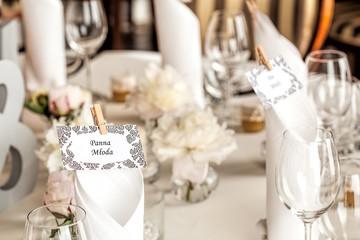 Mediterranean interior - bride