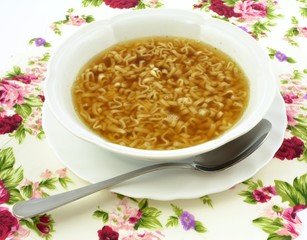 zupa grzybowa z makaronem