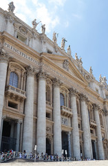 Fototapeta na wymiar Basilica of Saint Peter, Vatican City, Rome, Italy