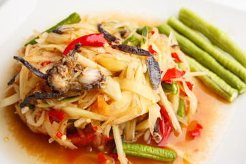 spicy papaya salad with salted crab