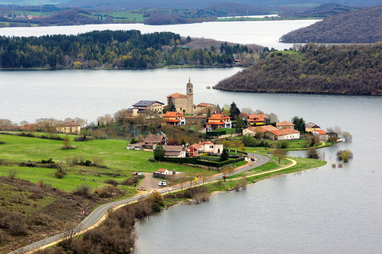 Ullibarri Gamboa village surrounded by zadorra reservoir