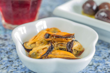 Pfahlmuscheln in Tomatensauce