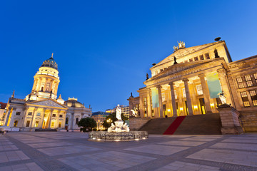 Obraz premium Gendarmenmarkt Square at night, Berlin, Germany