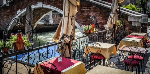 Naklejka premium Restaurant in Venice Italy