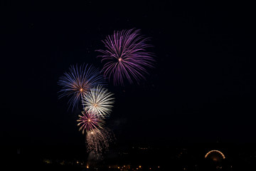 Feuerwerk mit Riesenrad