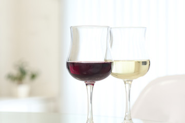 ワイン、リビングルーム