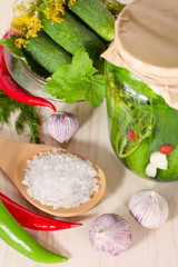 Preparing preserves of pickled cucumbers