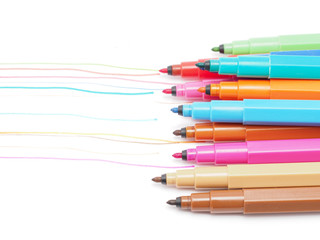Fototapeta premium felt-tip pens on a white background