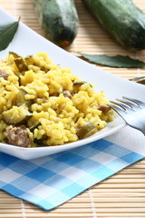 Risotto zucchine e salsiccia