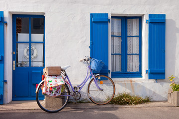 France > Vendée > Noirmoutier > Façade > Vélo
