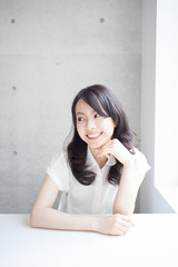 笑顔の女性