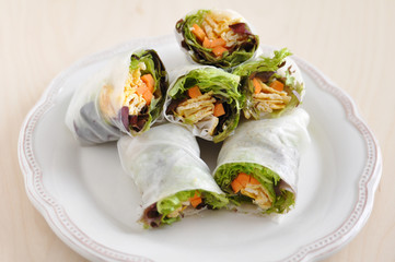 Asiatische Reispapier Rollen