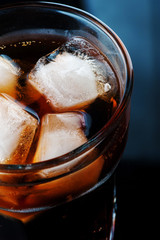Cola with ice