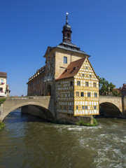 Fototapeta na wymiar Stary Ratusz w Bambergu