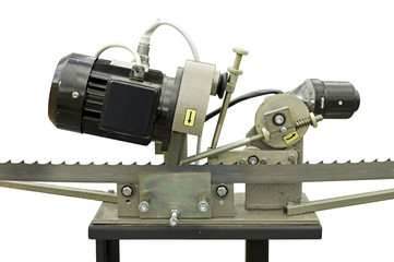 Grinding machine