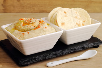 Baba ghanoush, traditional Arabic dip or spread with pita bread