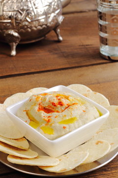 Baba ghanoush, traditional Arabic dip or spread with pita bread