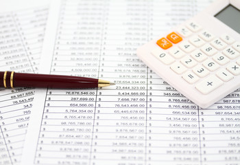 Number of digits of financial statistics