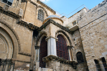 Fototapeta na wymiar Kościół Grobu Świętego w starym mieście w Jerozolimie