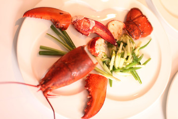 Hummer und Gemüsebeilage