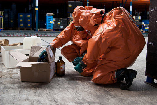 Chemikalie_giftig_Feuerwehr