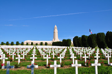 Ossuaire de douaumont in Verdun, France