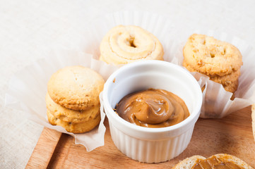 Obraz na płótnie Canvas cookie butter spread