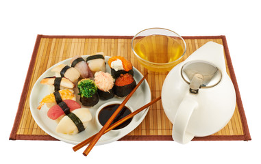 Serving sushi and tea composition