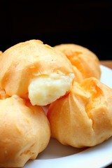 Cream puffs