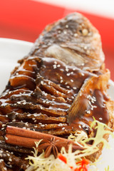 carp in sour-sweet sauce