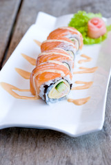 samon sashimi roll