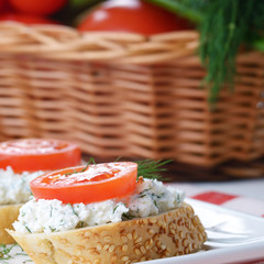 Cottage cheese bruschettas and vegetable basket
