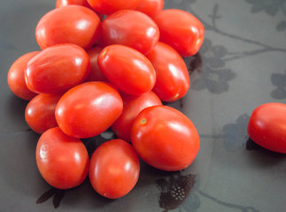 Plump Grape Tomatoes