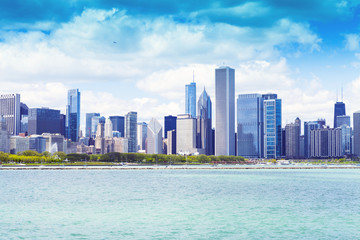 Fototapeta premium Chicago Skyline Z Błękitnym Czystym Niebem