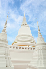 Fototapeta premium White Pagoda