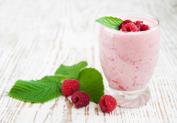 Raspberry Yogurt