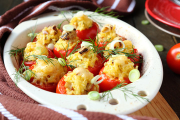 tomatoes baked with cheese